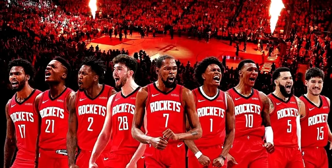 包含今晚休斯敦火箭调整名单以备NBA常规赛，造点机会环节打磨，球迷炸锅，阵容厚度经受考验的词条