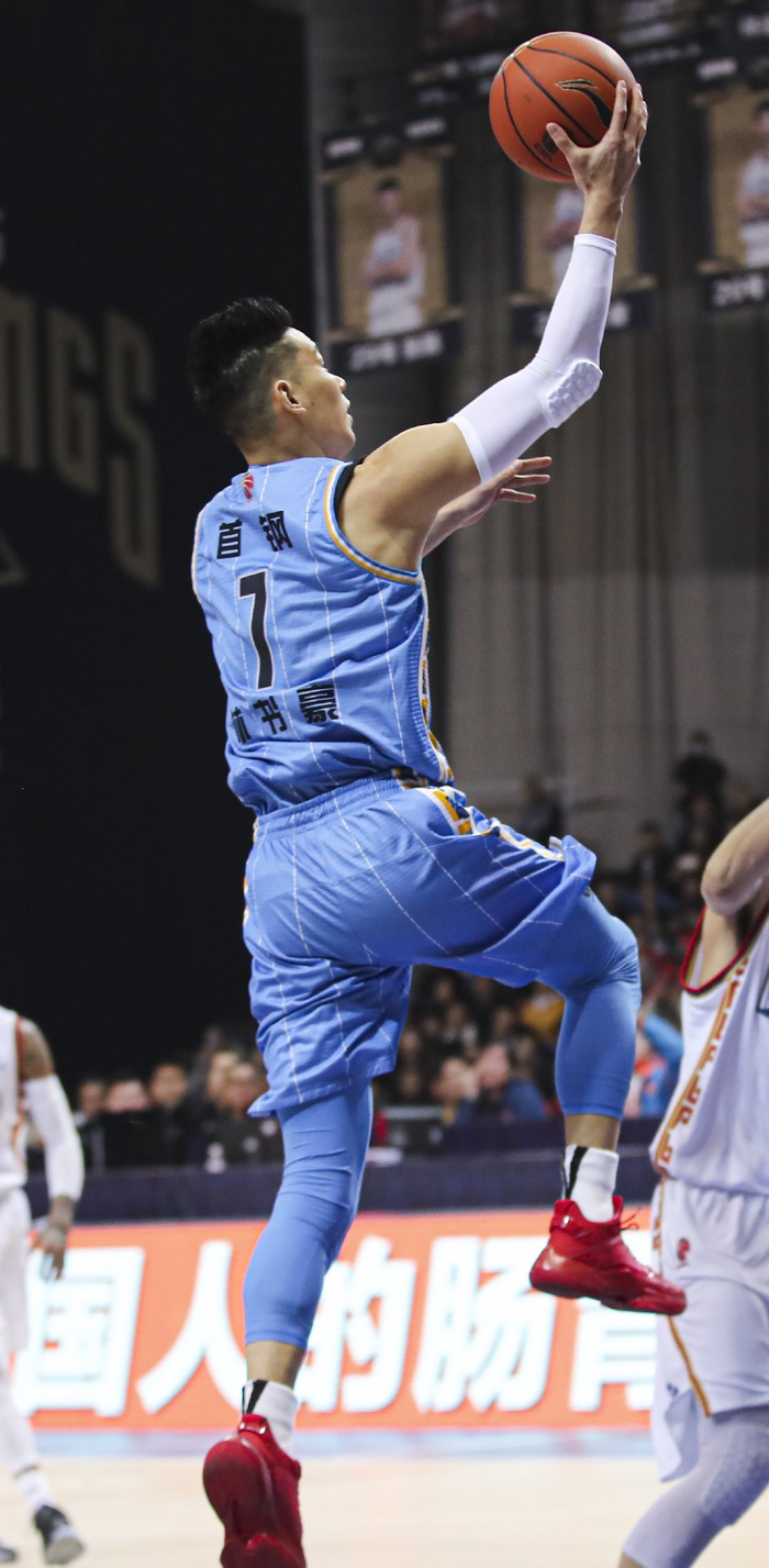 清晨欧篮联传出新动向，法兰克福状态回暖，管理层表态：话题不断，赛季目标并未改变的简单介绍